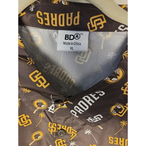 BDG MLB San Diego Padres Men's XL Button Front Brown Gold Polyester Southwest - Picture 2 of 7